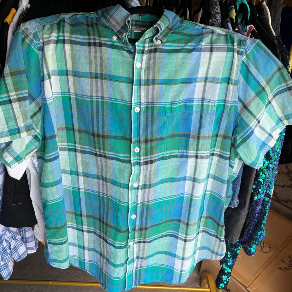 Men’s XL Merona short sleeve button up shirt Very good used condition